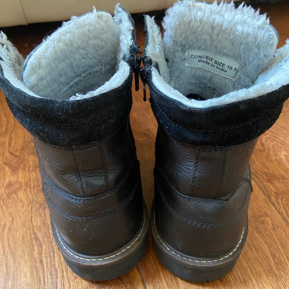 Men’s winter boots size 10.5 with faux fur - Picture 3 of 5